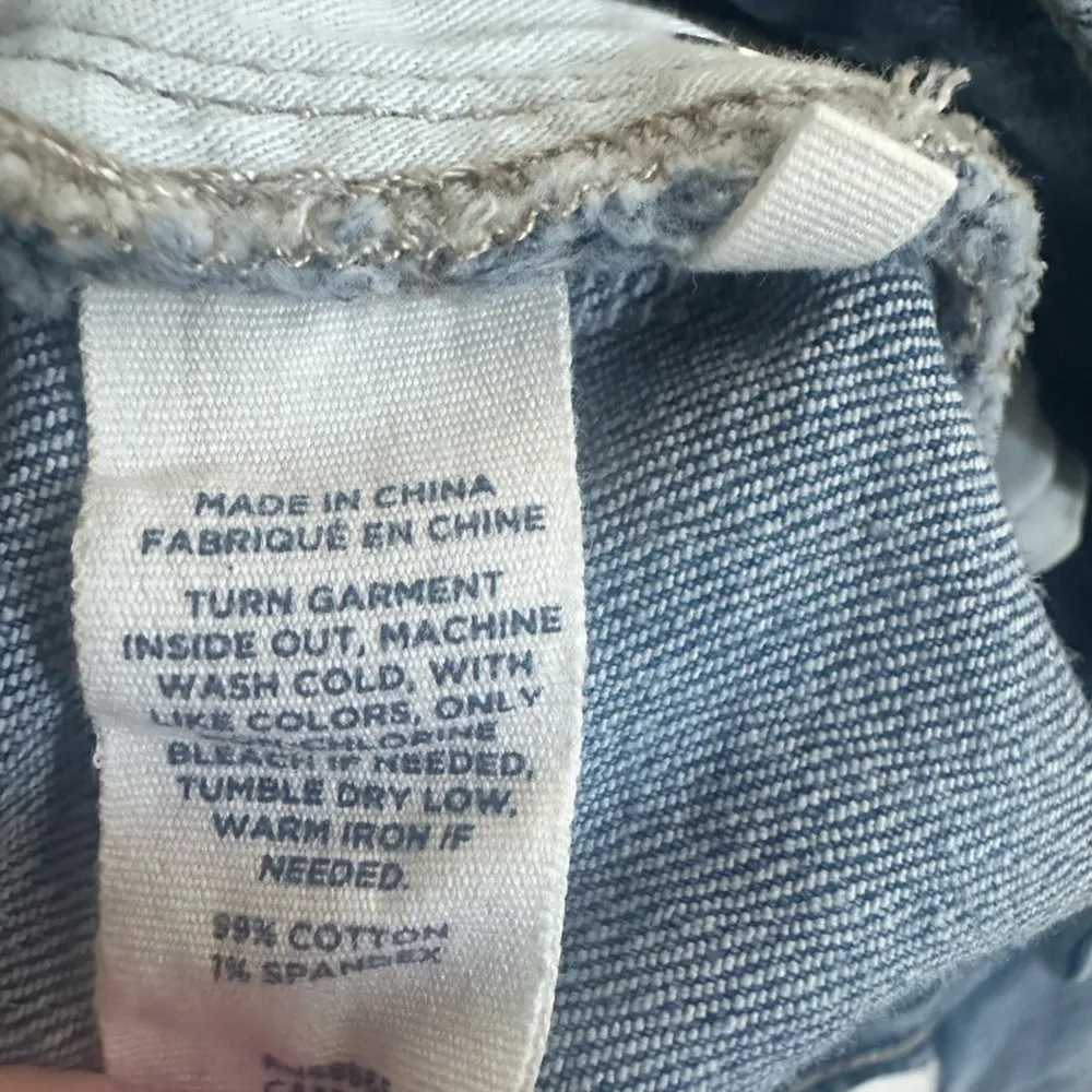 Caslon Denim Pencil Skirt with Raw Step Hem Medium Wash Distressed Size 16 - Image 7