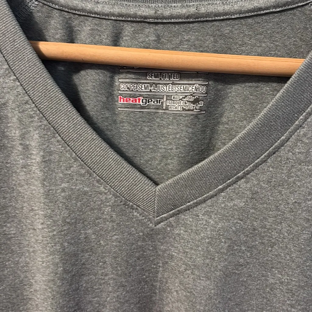 Under Armour  Gray Fitted Short Sleeve T-Shirt - Image 7