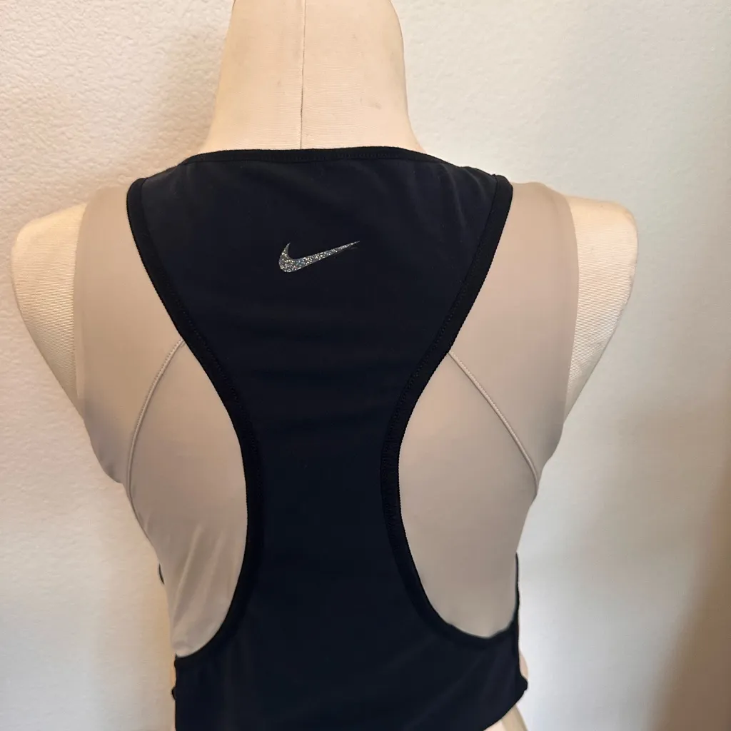 Women’s Nike Drift Crop Top Size XS/Small - Image 3