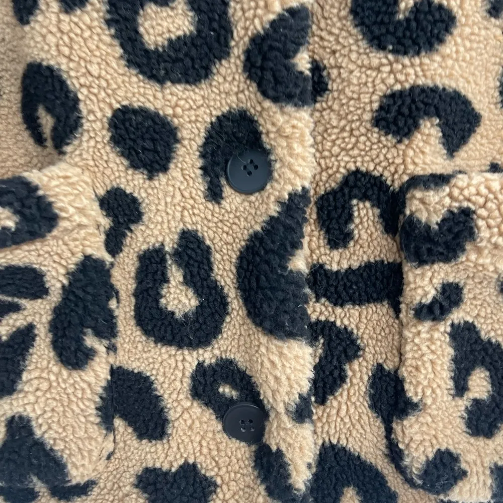 APPARIS anthropologie Animal Print Leopard cheetah Faux Fleece Teddy Jacket xs - Image 6