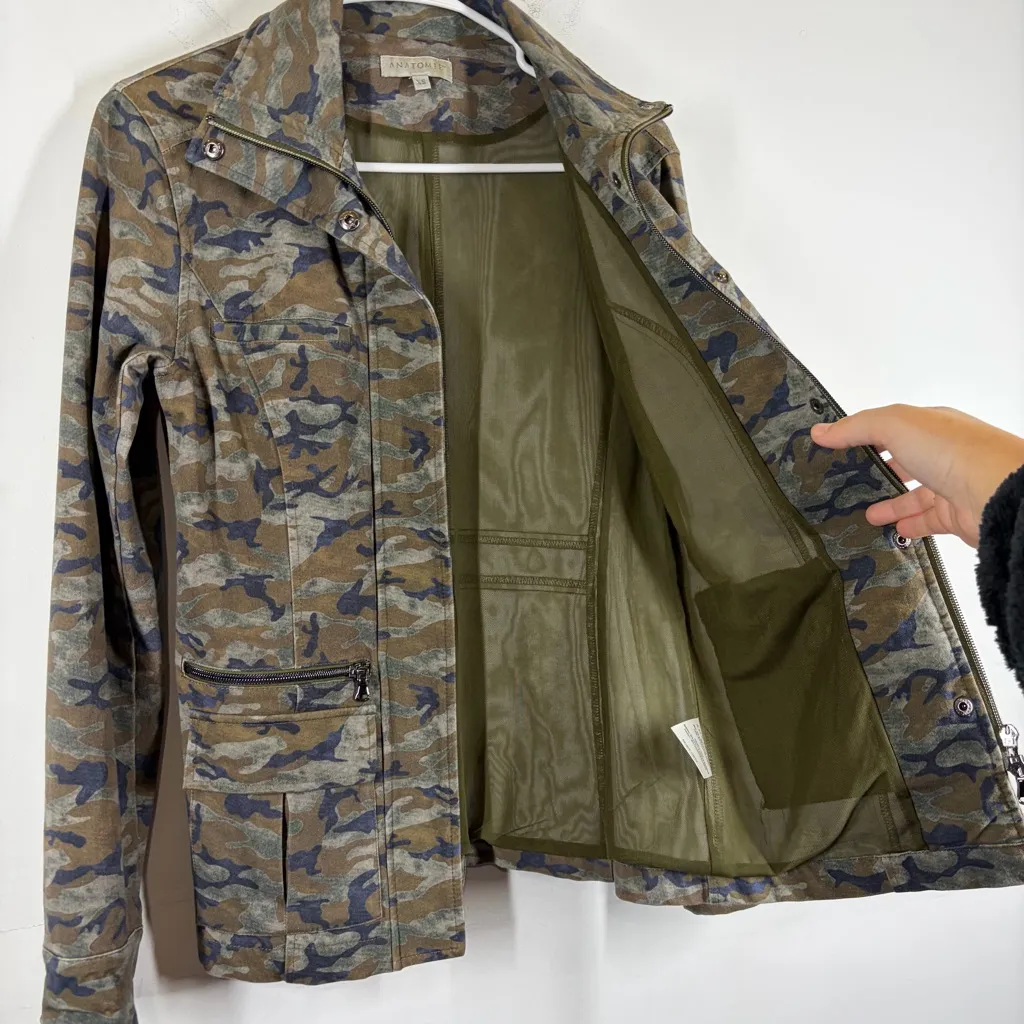 Anatomie Kenya Utility Camo Jacket Size XS Green - Image 4