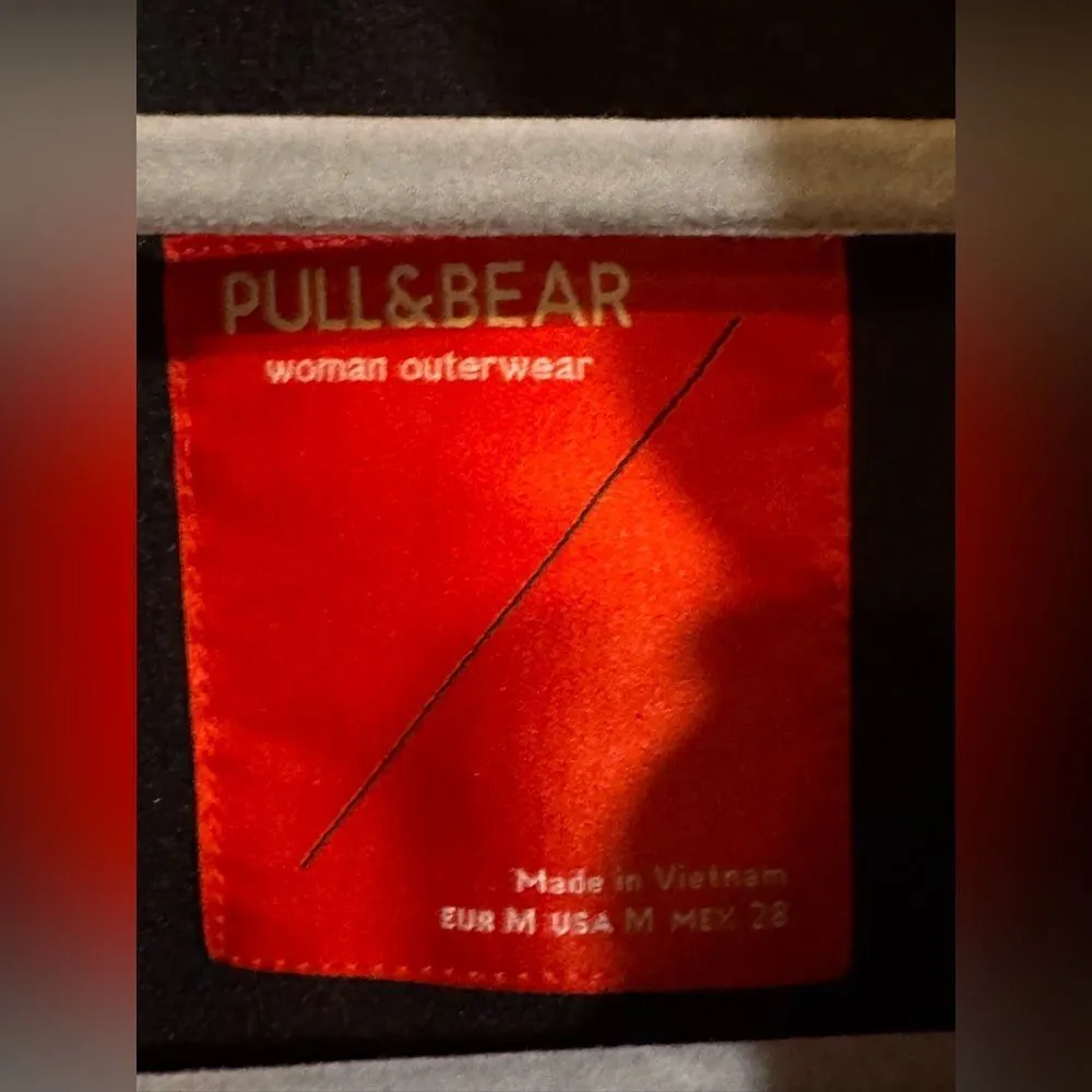 Pull & Bear Cream Fuzzy Pullover size M‎ Size M - Image 3