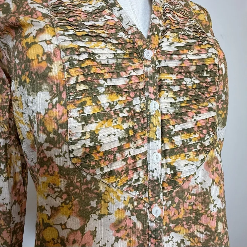 Eddie Bauer Floral Button-Up Blouse Pin Tucked Detail Women’s Size Petite Small - Image 11