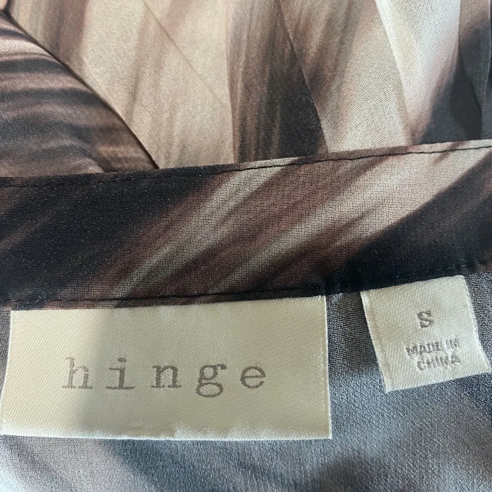 Hinge Long Sleeve Peplum Blouse - Image 9