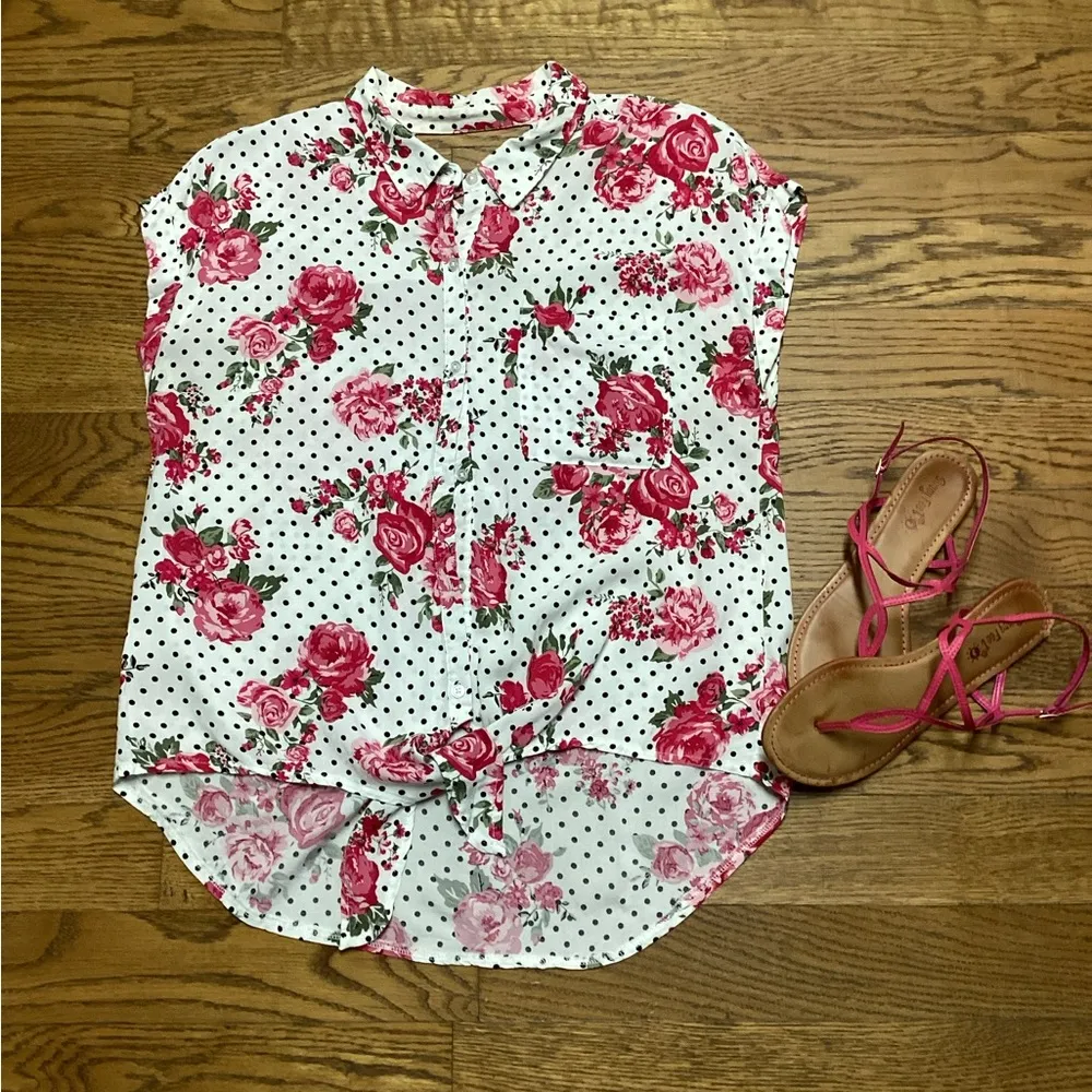 No boundaries. Tie waist rayon blouse. Size Large - Image 9