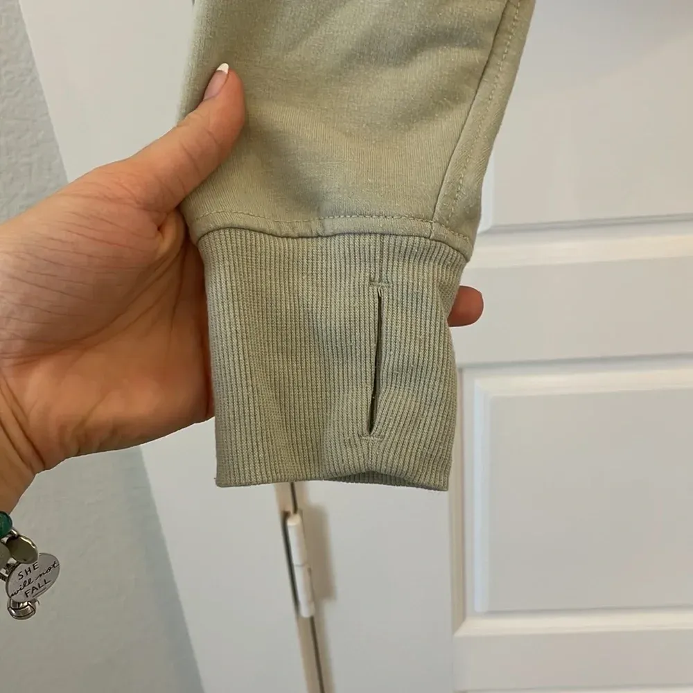 Danskin‎ light green quarter zip sweatshirt size small - Image 4