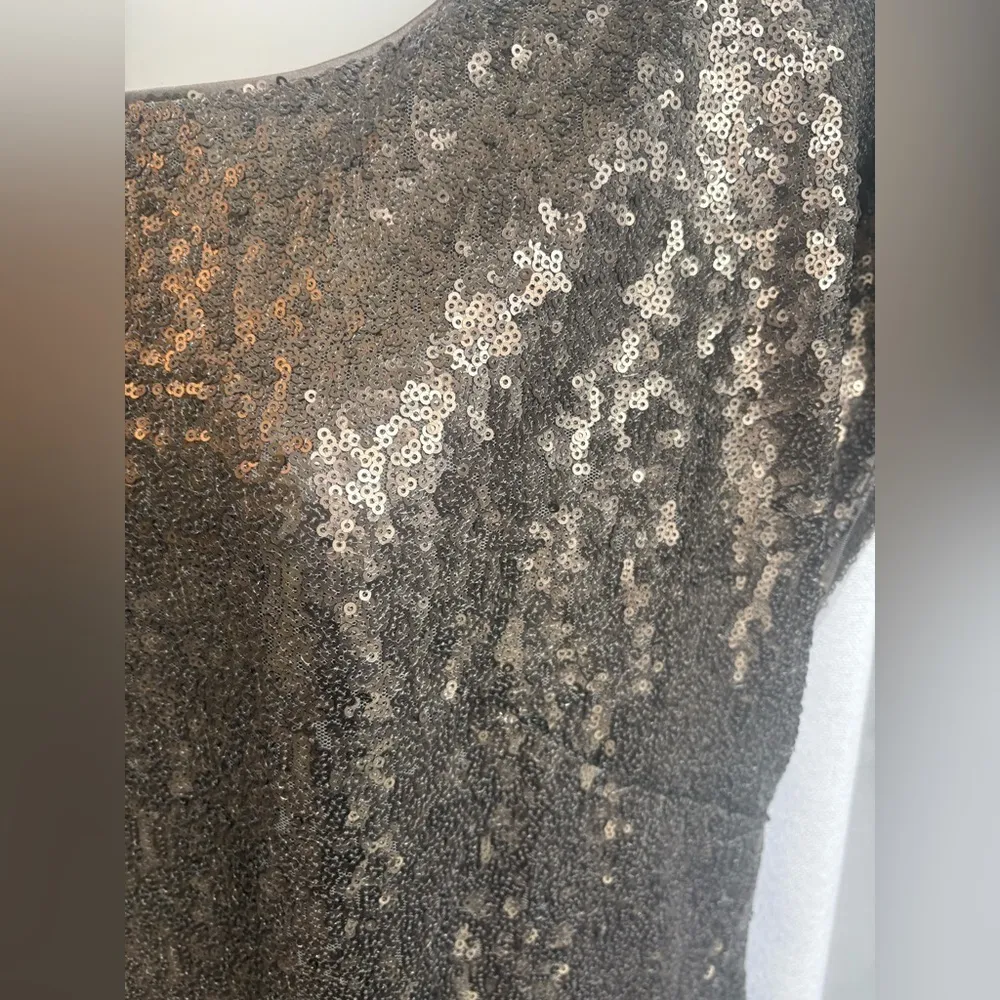 Vera Wang Sequin Sheath Dress Sz 14 Cowl Back Color Pewter Wedding Cocktail 0367 - Image 5