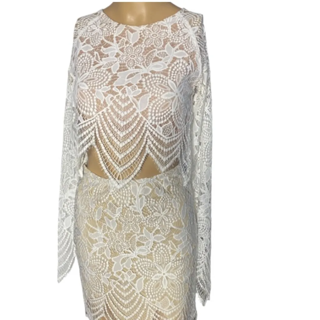 For Love and Lemons Lace Guava
Blouse size XS
Coquette Cottage whimsical - Image 8