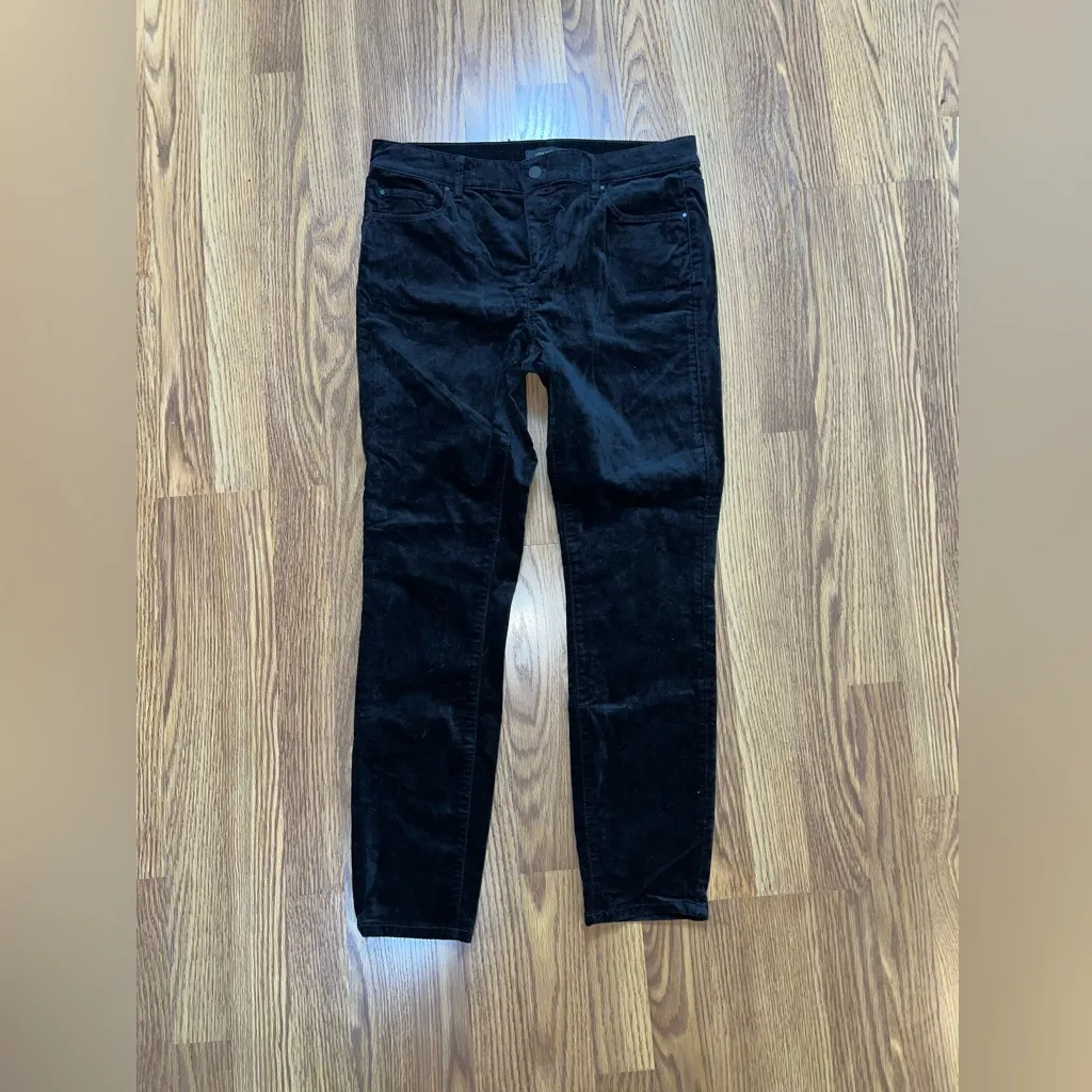 Super Cute Ann Taylor The Skinny Black Velvet Pants! - Image 3
