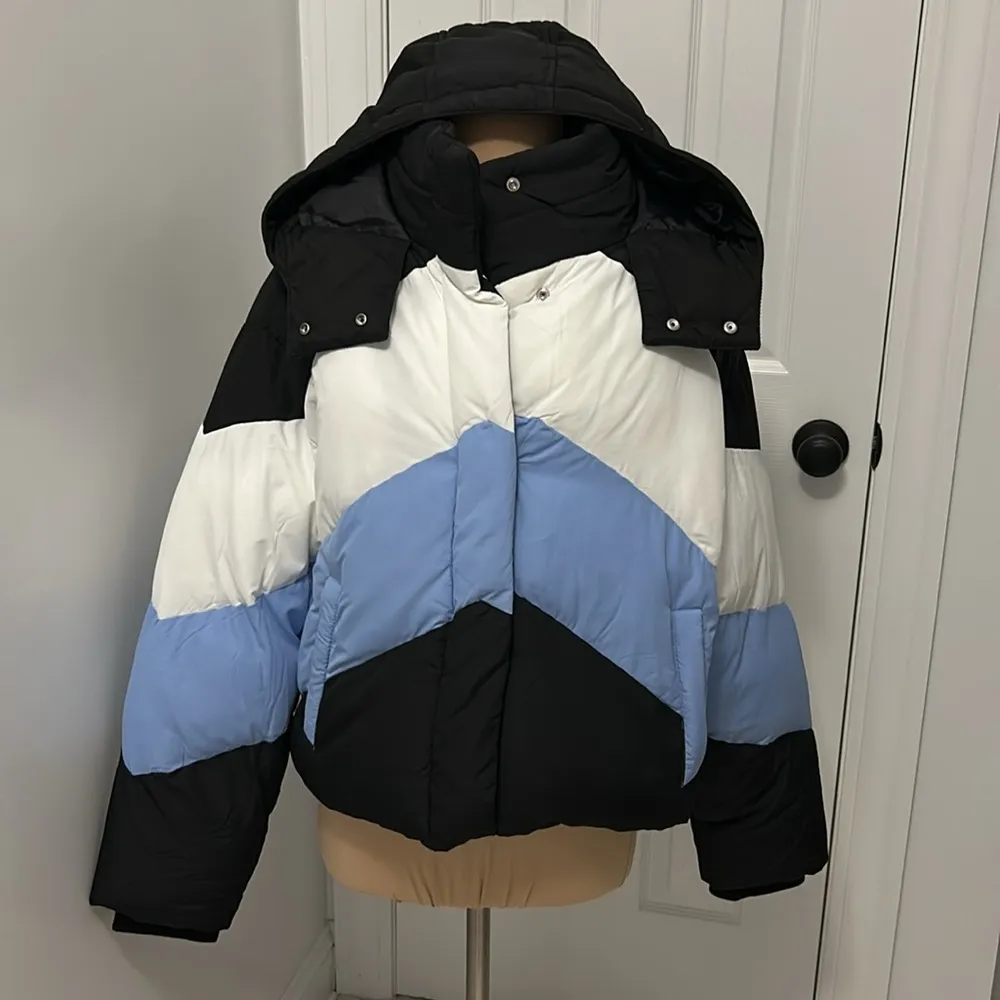 Topshop Colorblock Puffer Jacket Blue Black White - Image 3