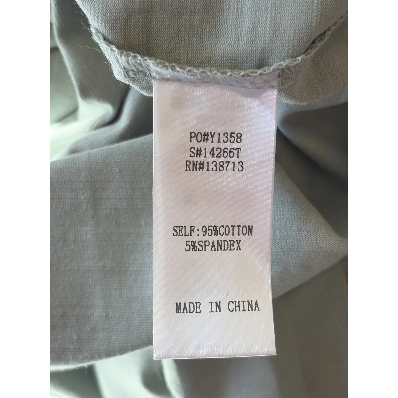 Doe & Rae Sage Green Solid Puff Sleeve + Band Detail Top Shirt Medium NEW NWT - Image 6