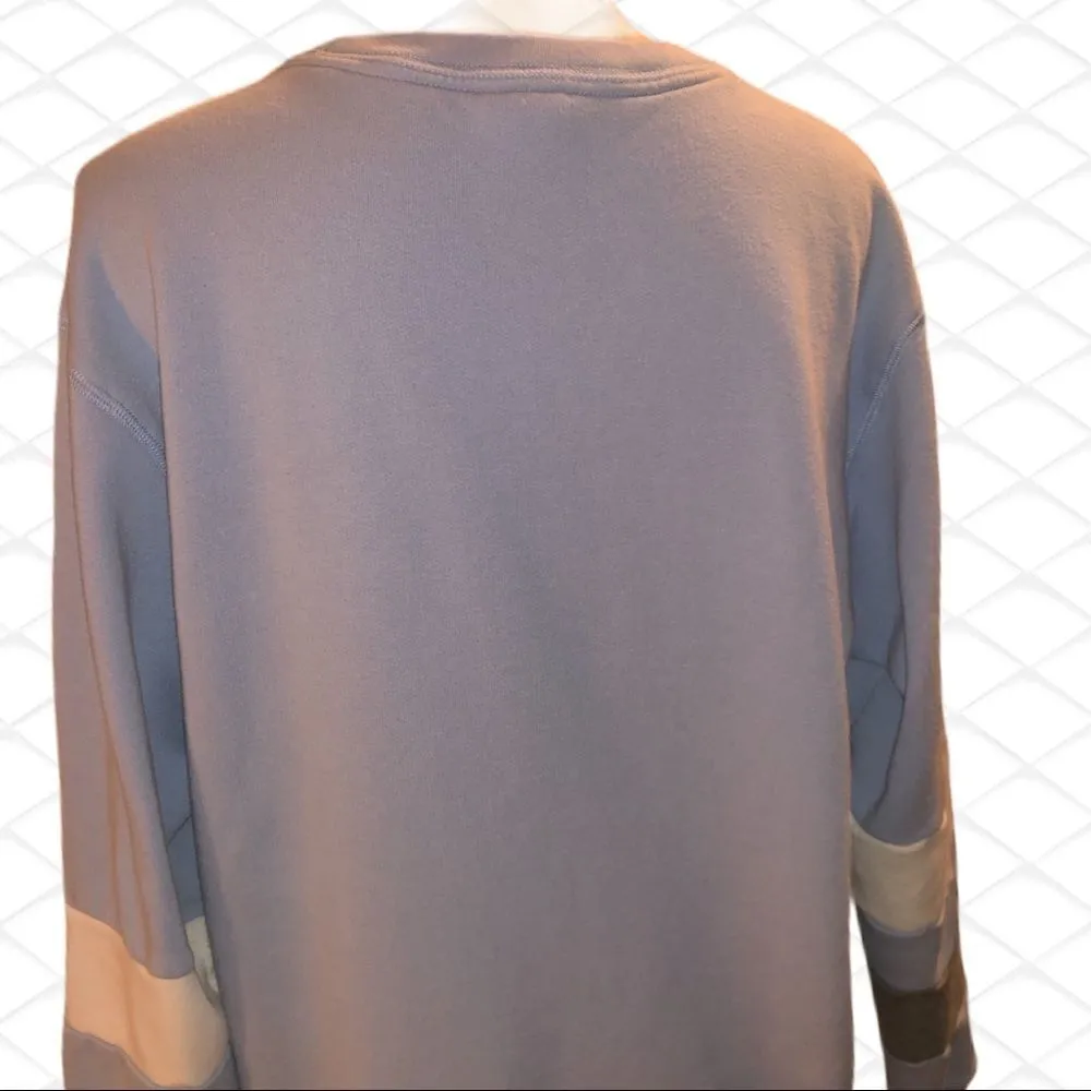 Pink brand blue sweatshirt - Image 6