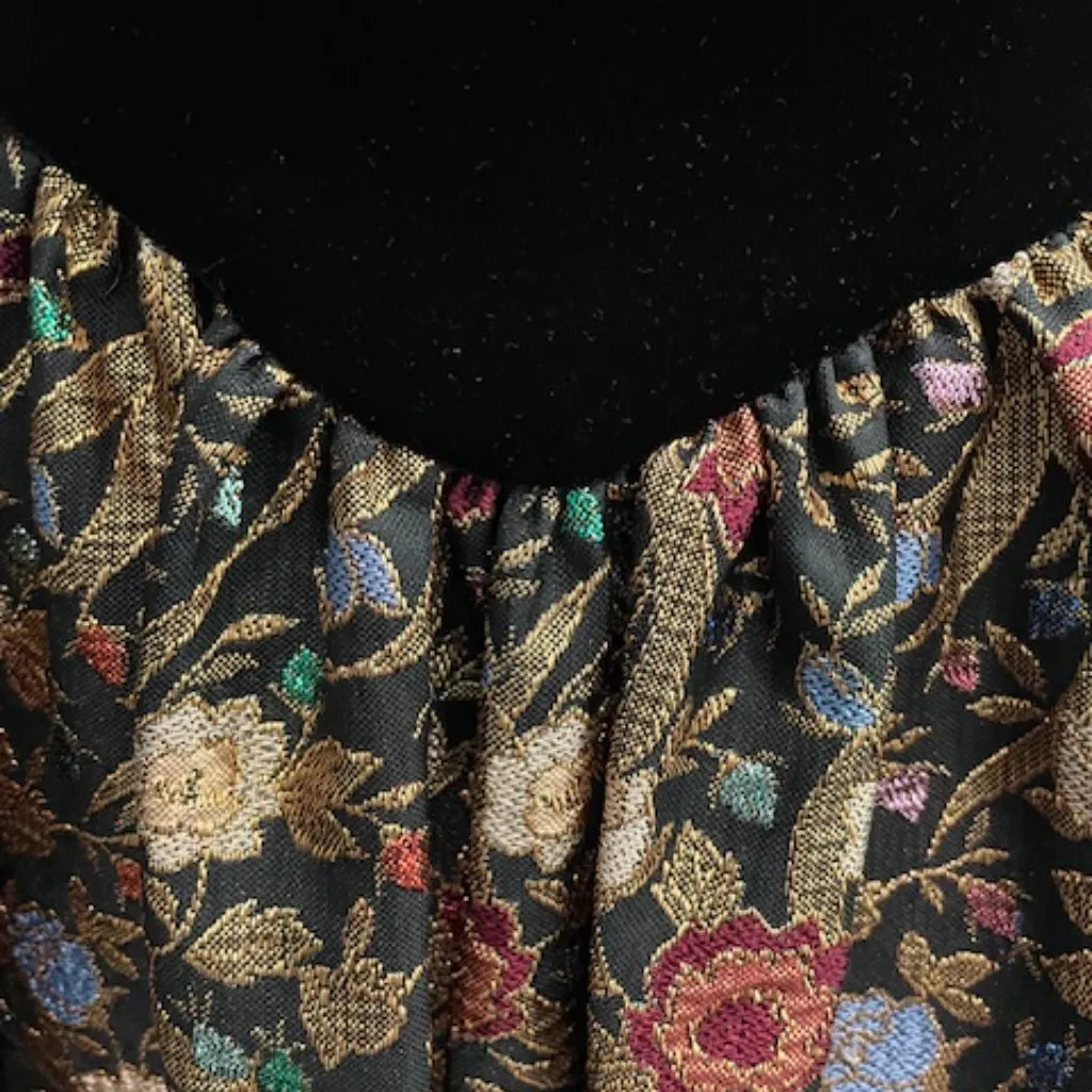Stunning 80's Black Velvet and Brocade Tea Length Cocktail/Party/Holiday Dress - Image 6