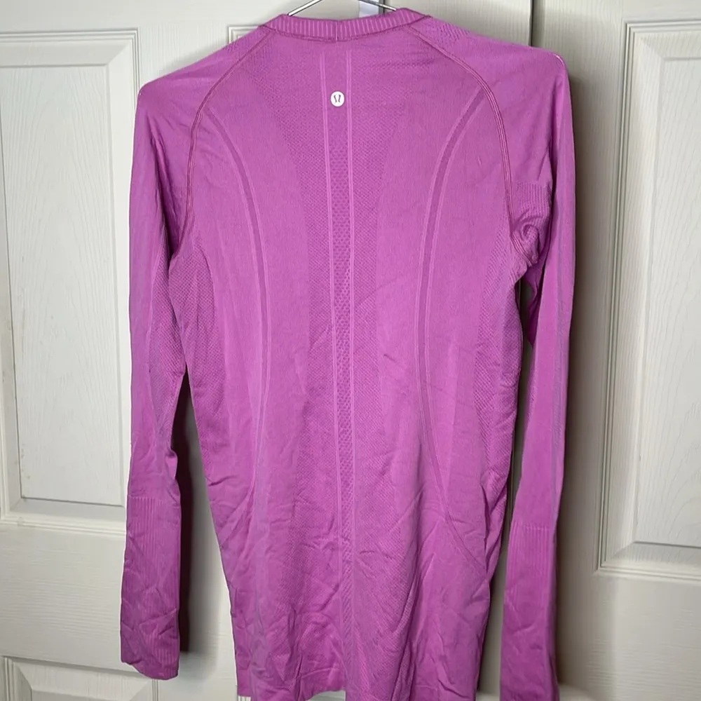 Lululemon Run: Swiftly Tech Long Sleeve size 8 
Heathered Raspberry - Image 6