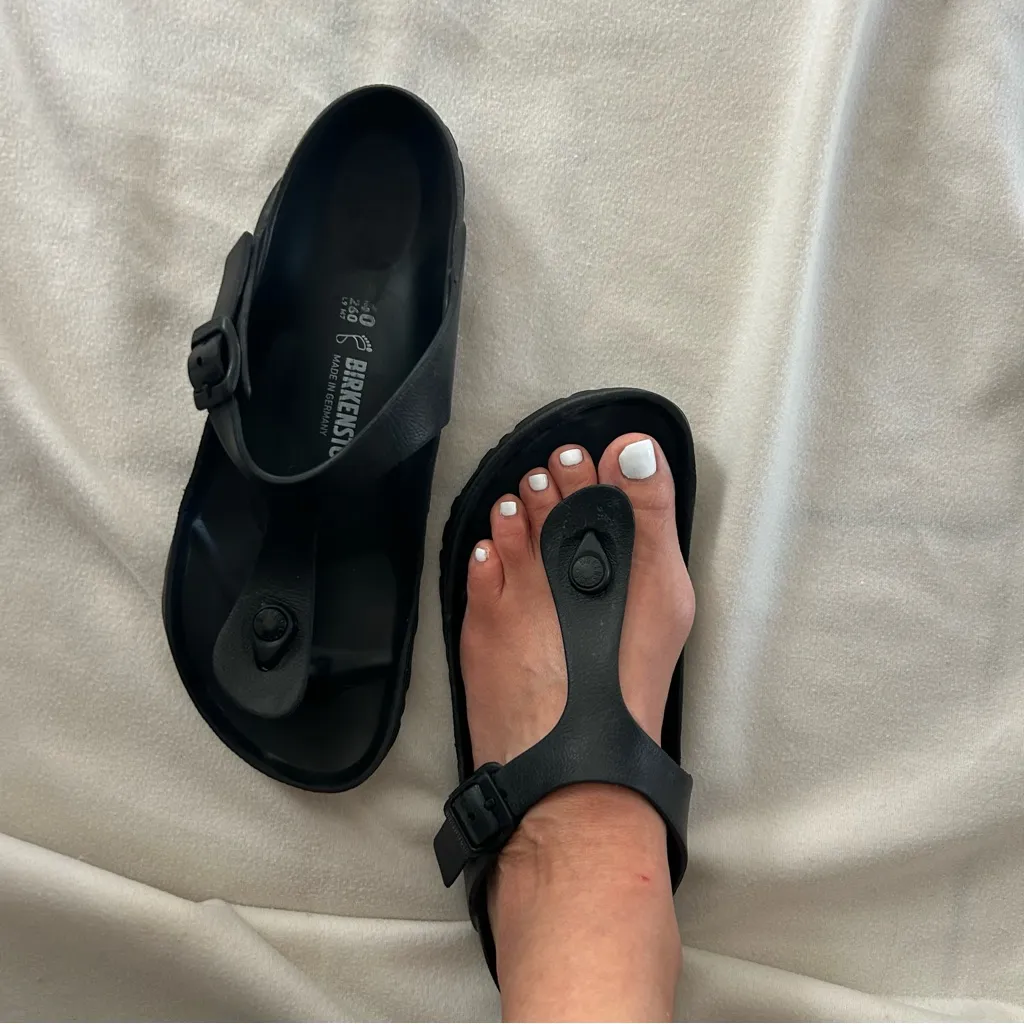 Birkenstock  Black Thong Sandals - Image 10