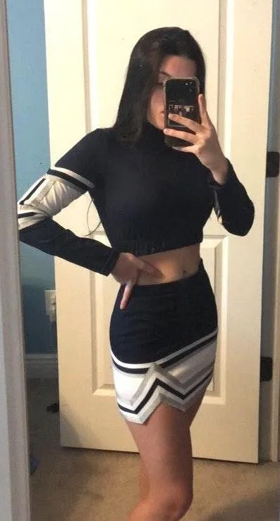 Gtm Cheer uniform - Image 2