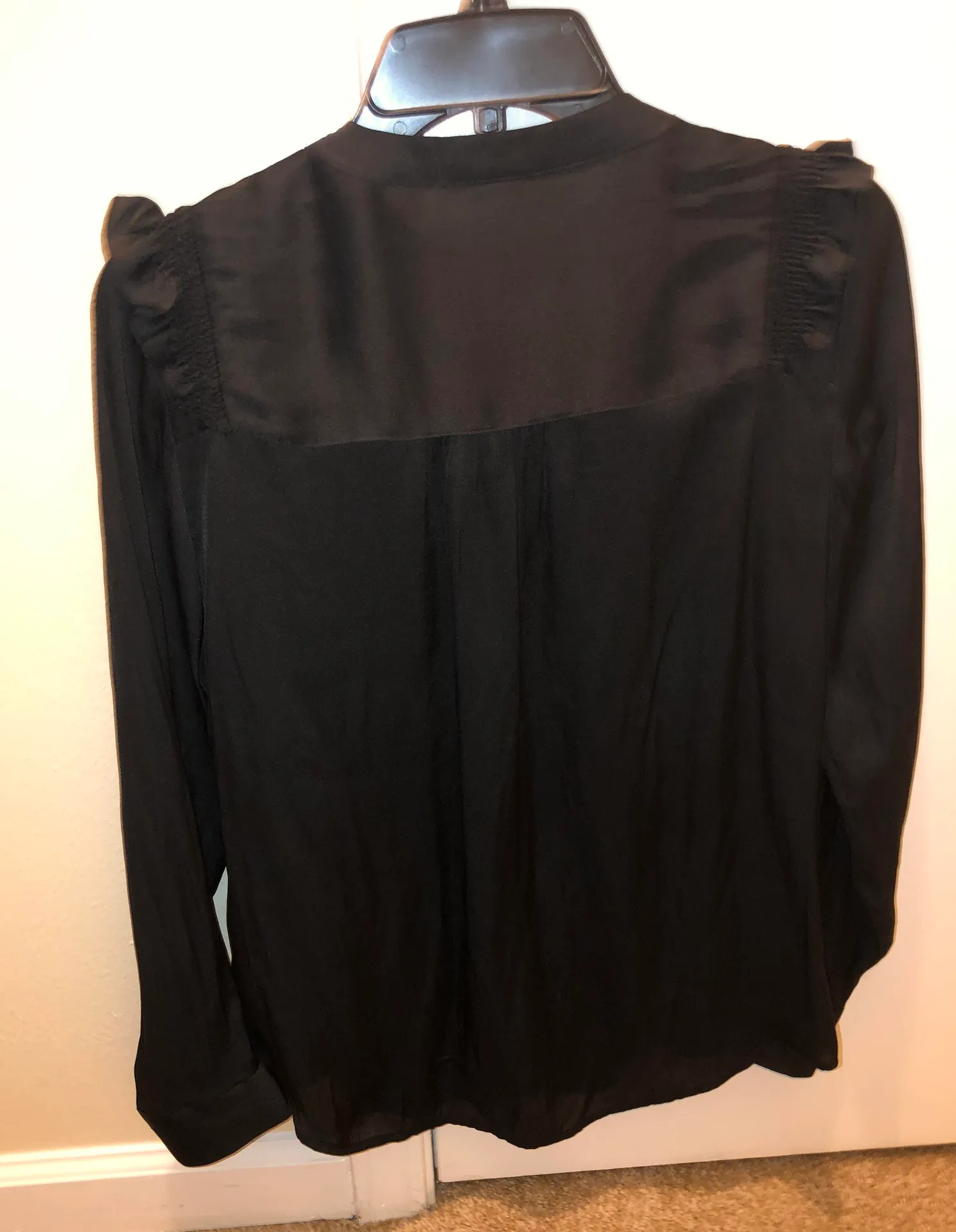 EXPRESS Black Blouse - Image 4