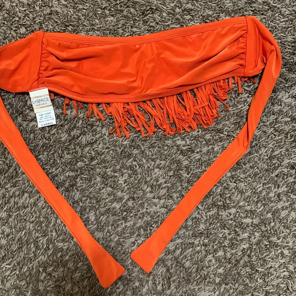 L*SPACE made in the OC woman X-SMALL bandeau orange fringe swimsuit top - Image 4