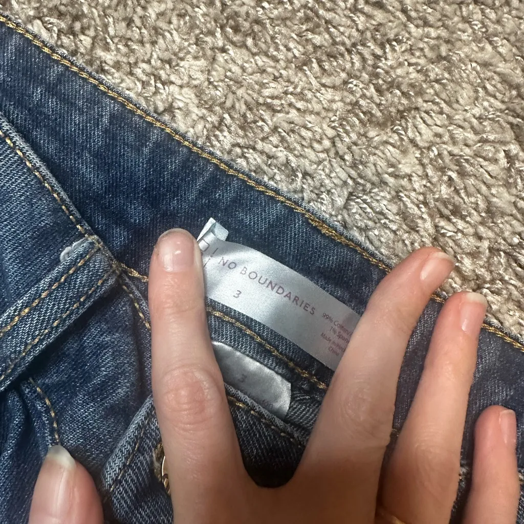 No Boundaries Dark Blue Distressed Jean Shorts - Image 3