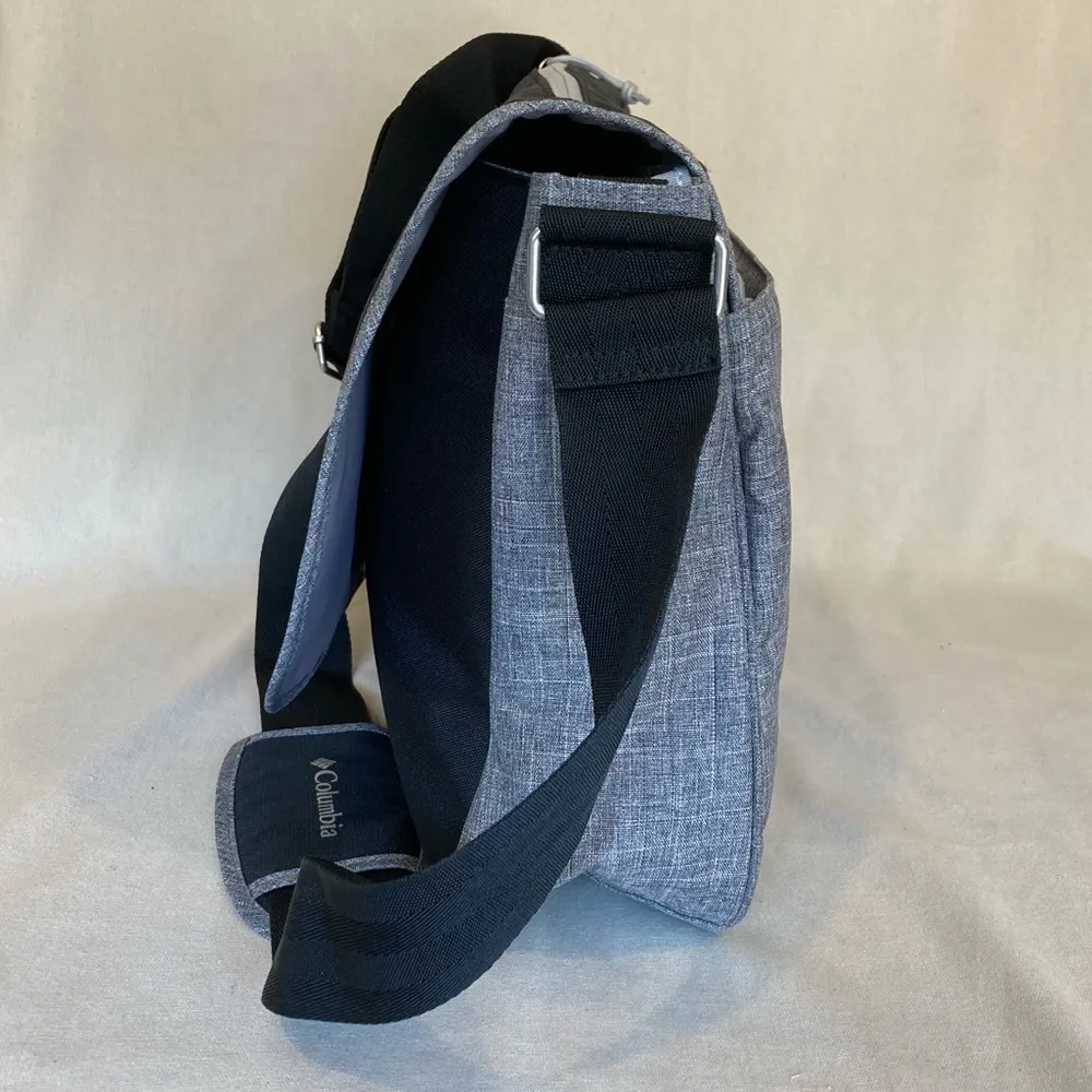 Columbia Diaper Bag “Solar Ridge” Messenger Style Bag w/ Insulated Compartment - Image 4