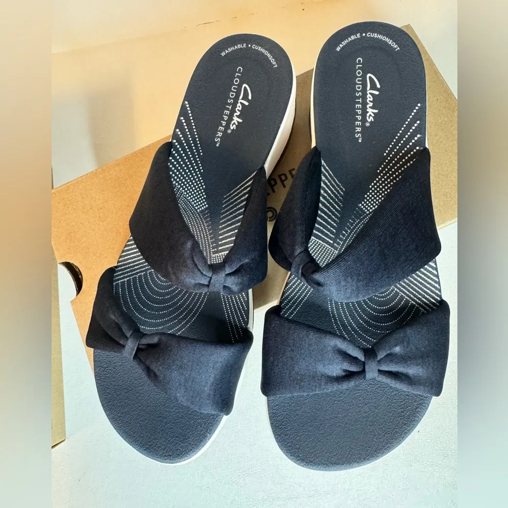 Clarks Cloudsteppers Jersey Slide Sandals - Arla Coast casual comfy classic - Image 4