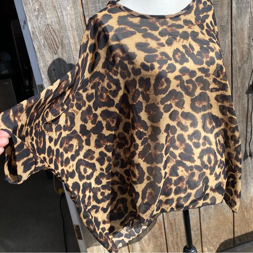 Brown Animal Print Leopard Flowy Sheer Round Neck Pancho Coverup OSFM Size undefined - Image 4