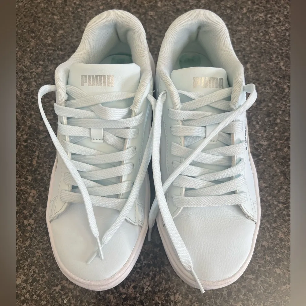 PUMA Women's Smash Platform v3 Sneaker (Size 7.5) - Image 4