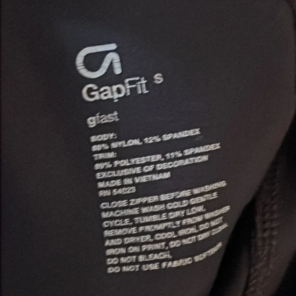 Gap  fit black workout leggings - Image 6
