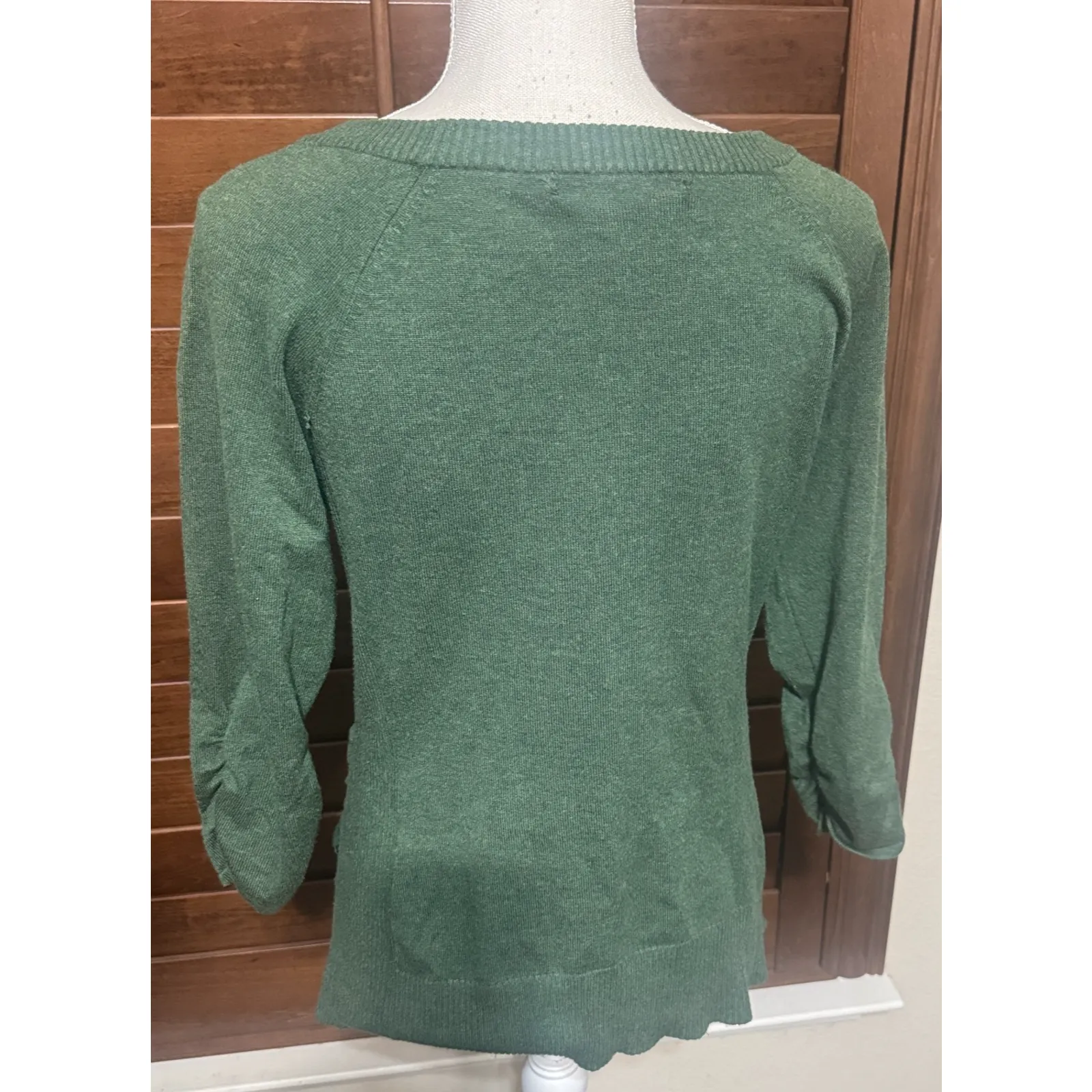 89th & Madison Women’s Sweater Kelly Green sz L soft knit pullover ruched sides Size L - Image 5