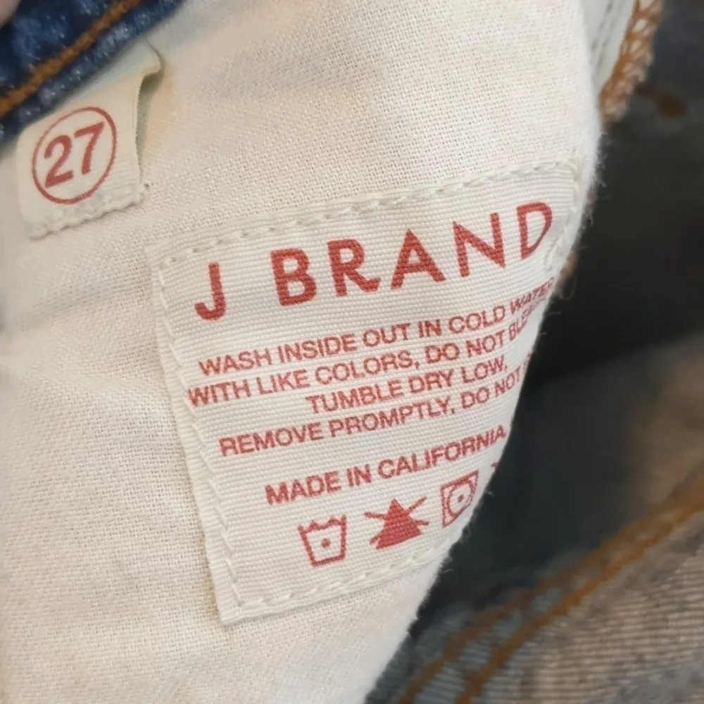 J BRAND Camille distressed jeans size 27 - Image 4