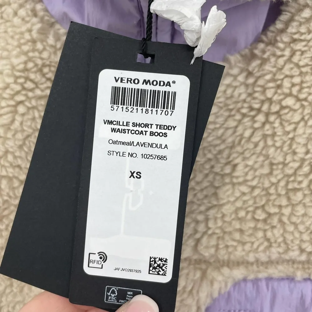 Vero Moda Vmcille Short Teddy Fleece Waistcoat Lavender Vest Size XS NWT - Image 3