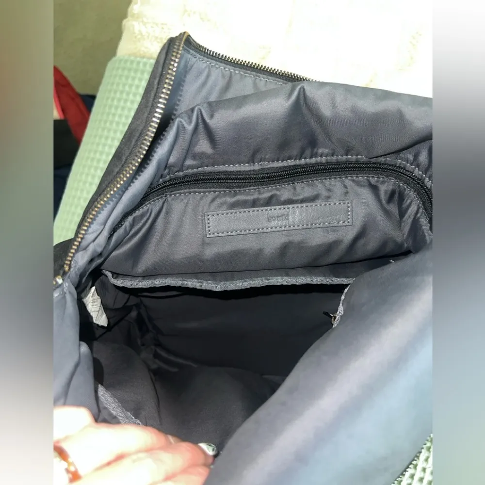 Lululemon Rise & Shine Backpack 
Black - Image 8