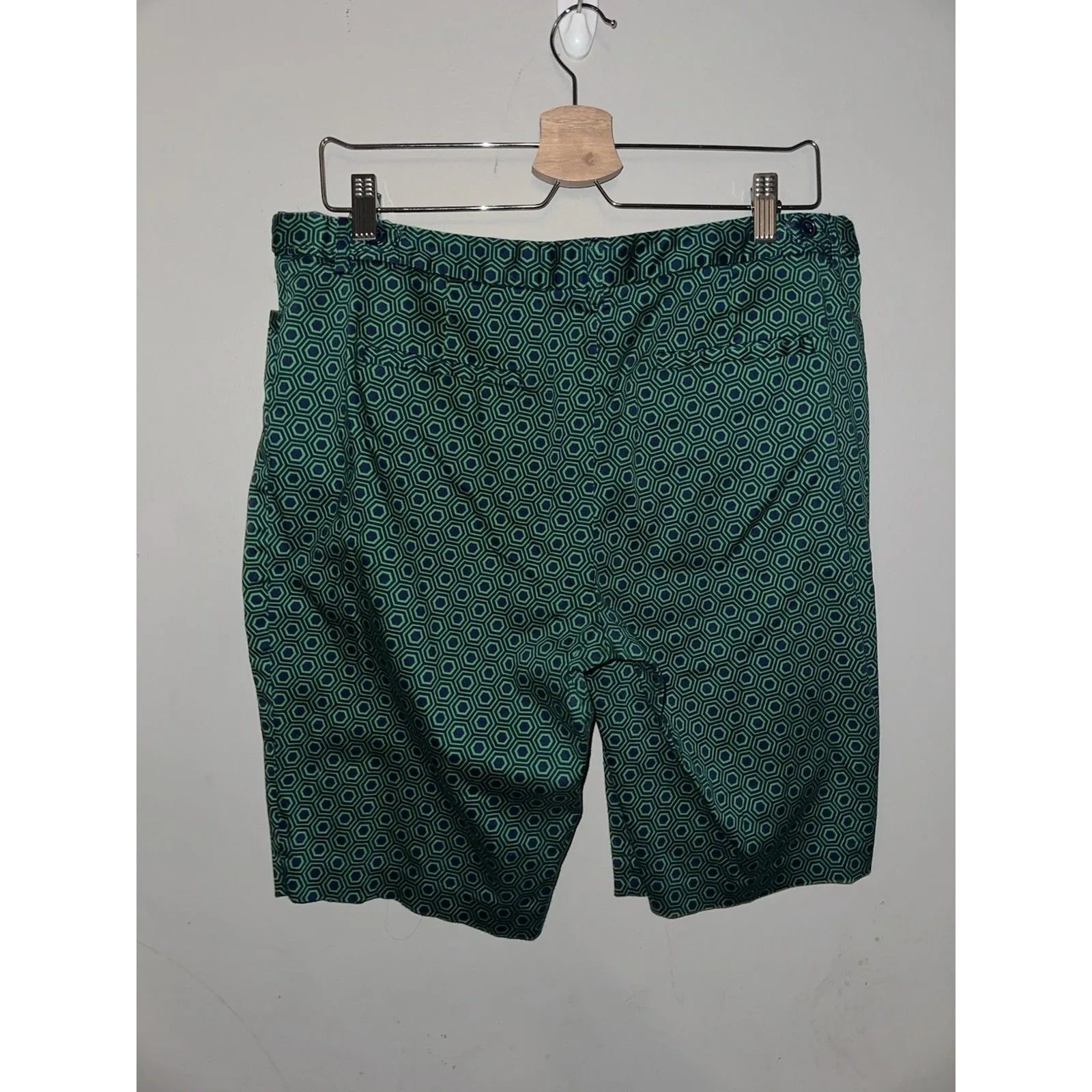 Laundry by Shelli Segal Green Geometric Print‎ Shorts Size 12 - Image 3