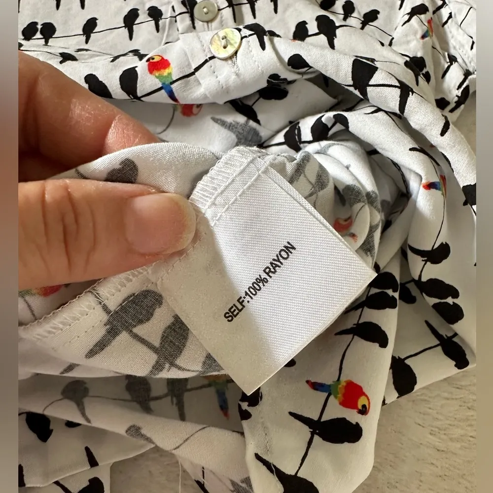 Jane and Delancey Anthropologie parrot button down size S - Image 8