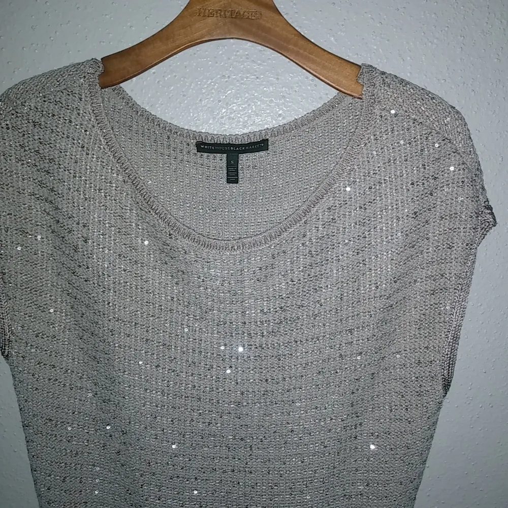 White House Black Market S Sleeveless Knit Top in Glistening Sand - Image 2