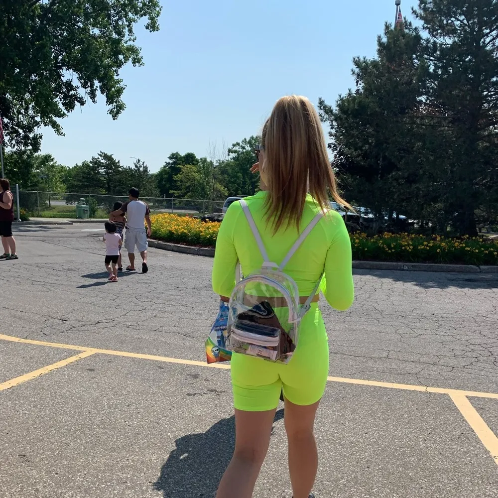 Neon green biker shorts set Size M - Image 3