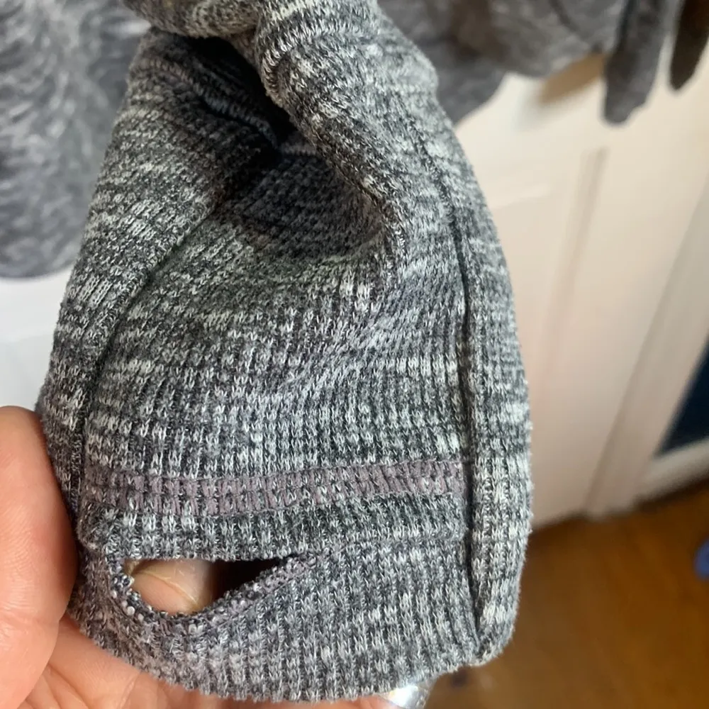 Athleta Gray Techie Sweat Track Yoga Sweatshirt Top W-140 Size Small - Image 5