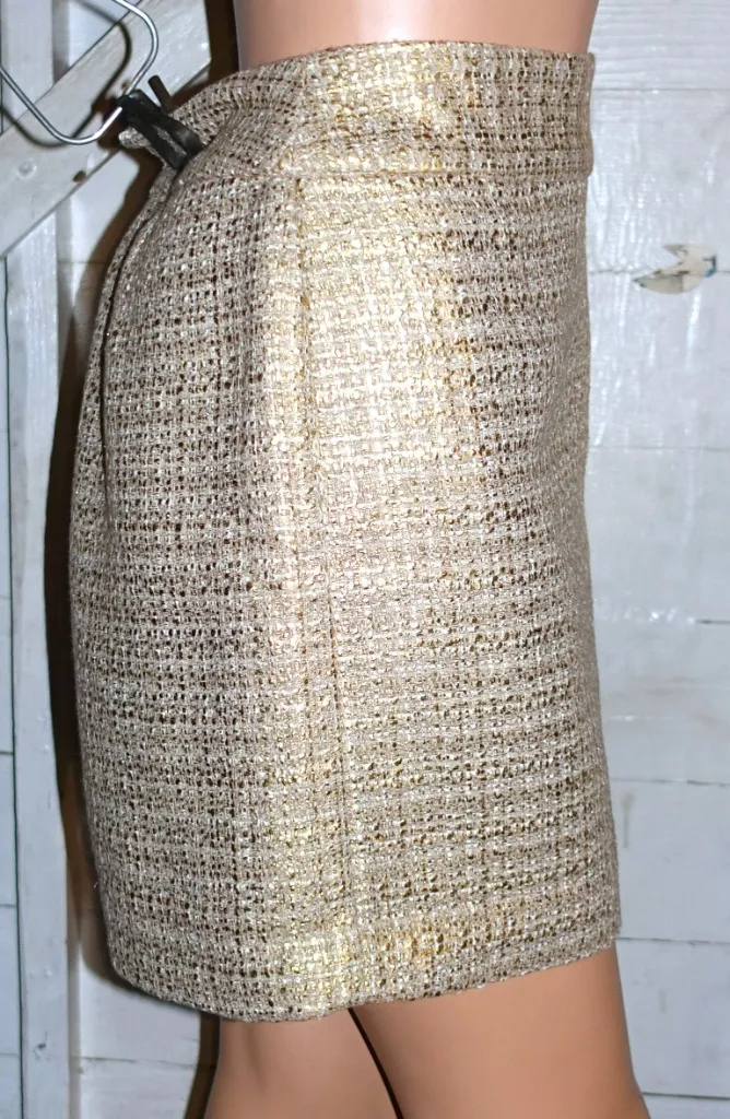 Banana Republic  Gold Skirt 4 - Image 5