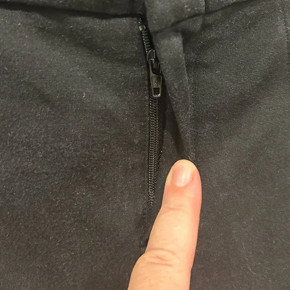 Vince The Italy Ponte Ankle‎ Zipper Ponte Skinny Pants in Black size 6 - Image 6