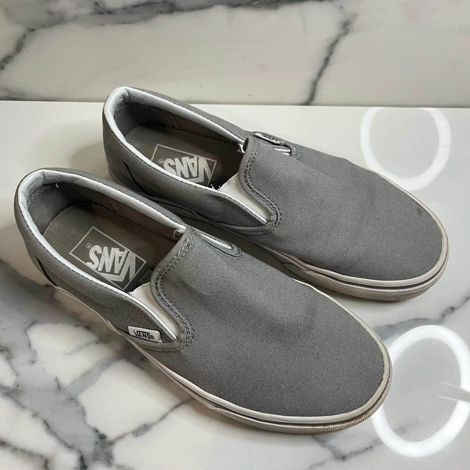 Vans Unisex Classic Gray Slip-on Shoes Men Sz 6 Women Sz 7.5 Old Skool Skater - Image 2