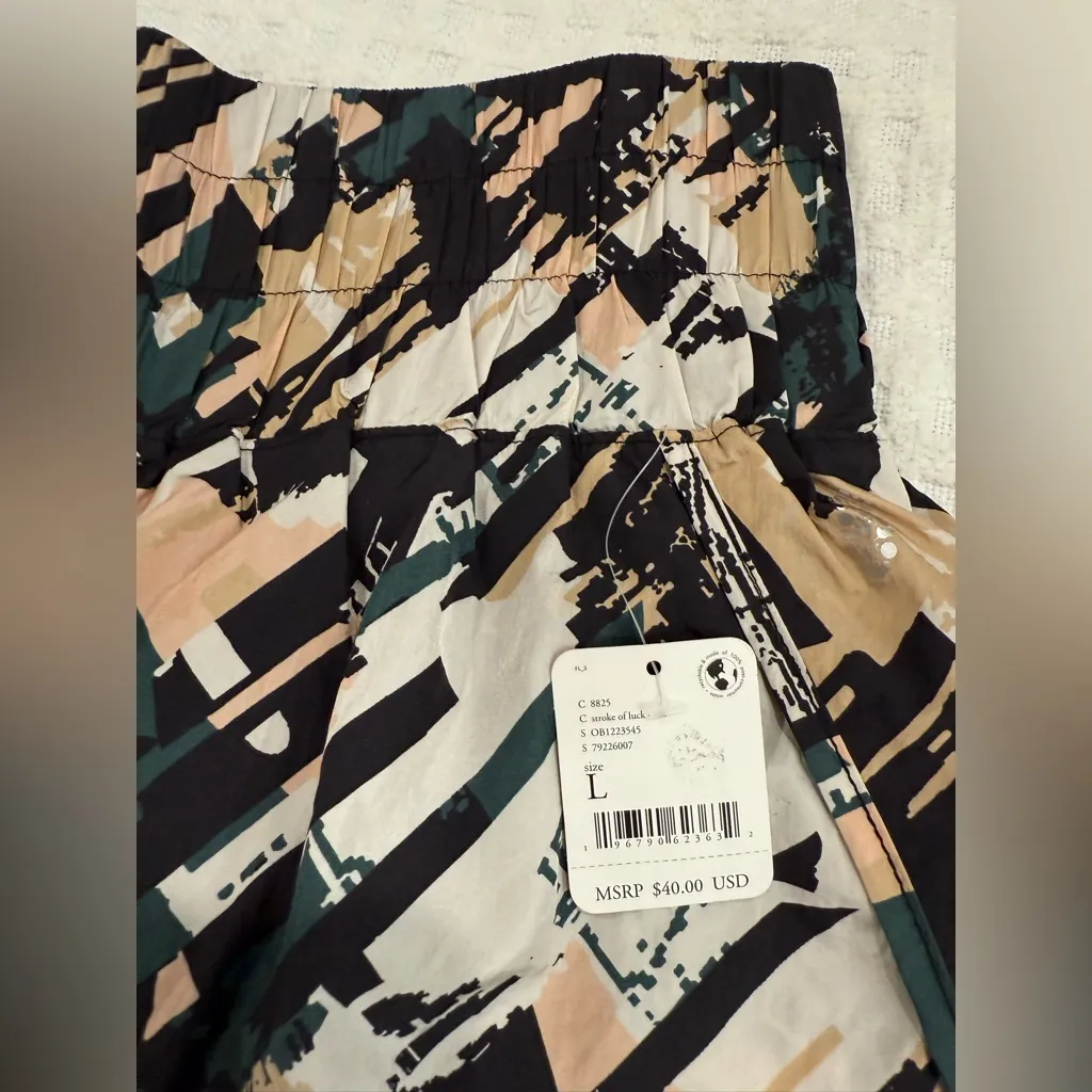 NWT FP MOVEMENT BUNDLE: The Way Home Shorts, size Large - Image 6