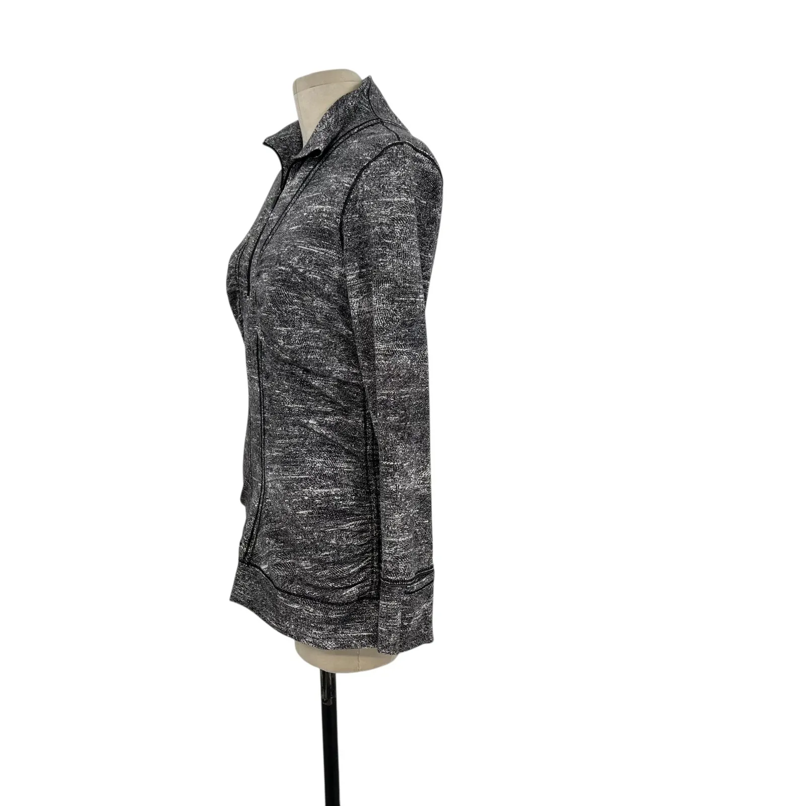 Lululemon Cypress Kiss 1/2 Zip Top Sweatshirt Rush‎ Jacquard Black White Size 10 - Image 6