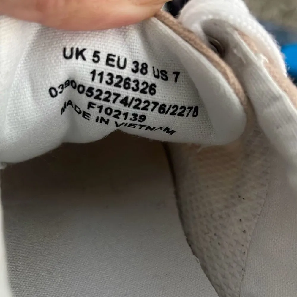 Asos Design‎ Women's Lace Up Embroidered Platform Canvas Sneaker Shoes Pale Pink - Image 6