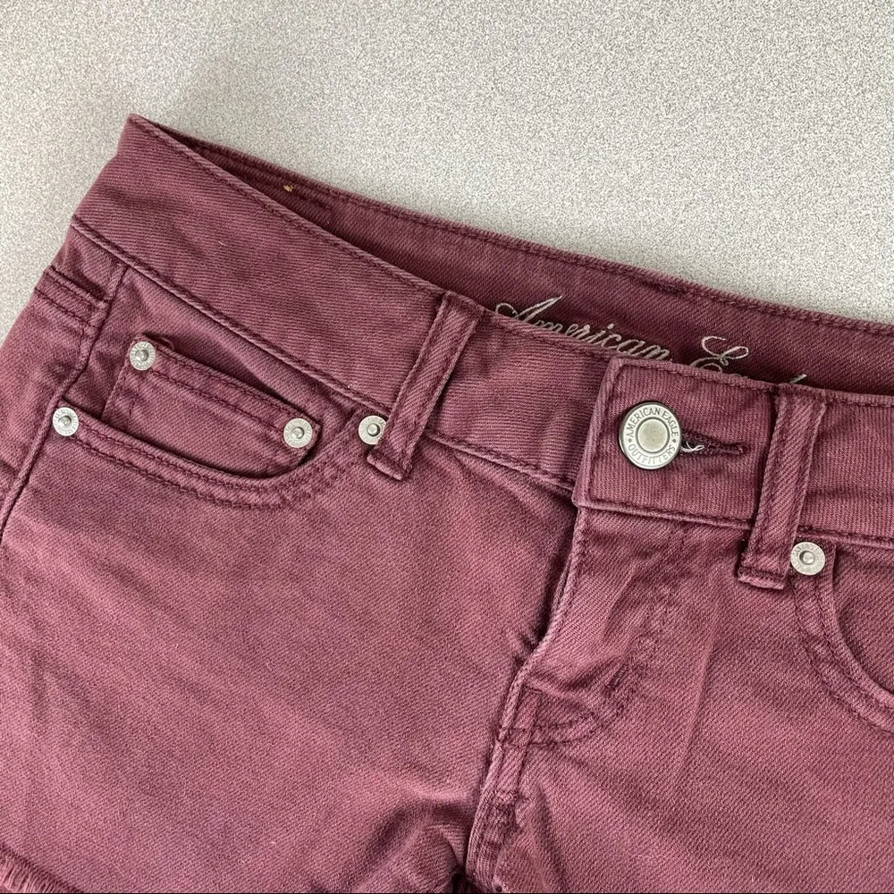 American Eagle Maroon Frayed Hem Shorts - Image 6