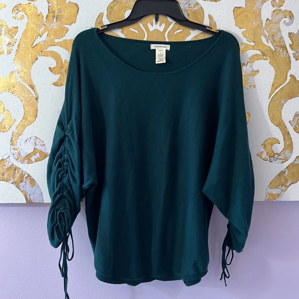 Max Studio Size Large Green Sweater with Cinch Tie Sleeves - Image 8