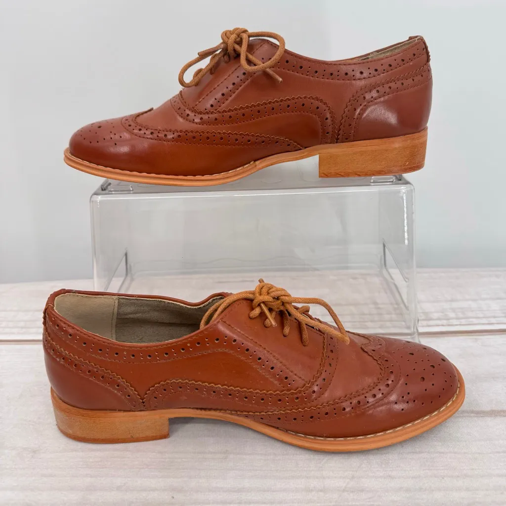 Camel Brown Wingtip Oxford Shoes Lace Up 1” Heel by Wanted Women's Size 8.5 - Image 4