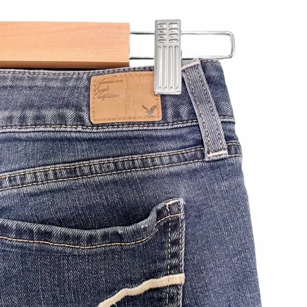 American Eagle Shorts Dark Wash Distressed Denim Shortie Cut Offs Women’s Size 2 - Image 4