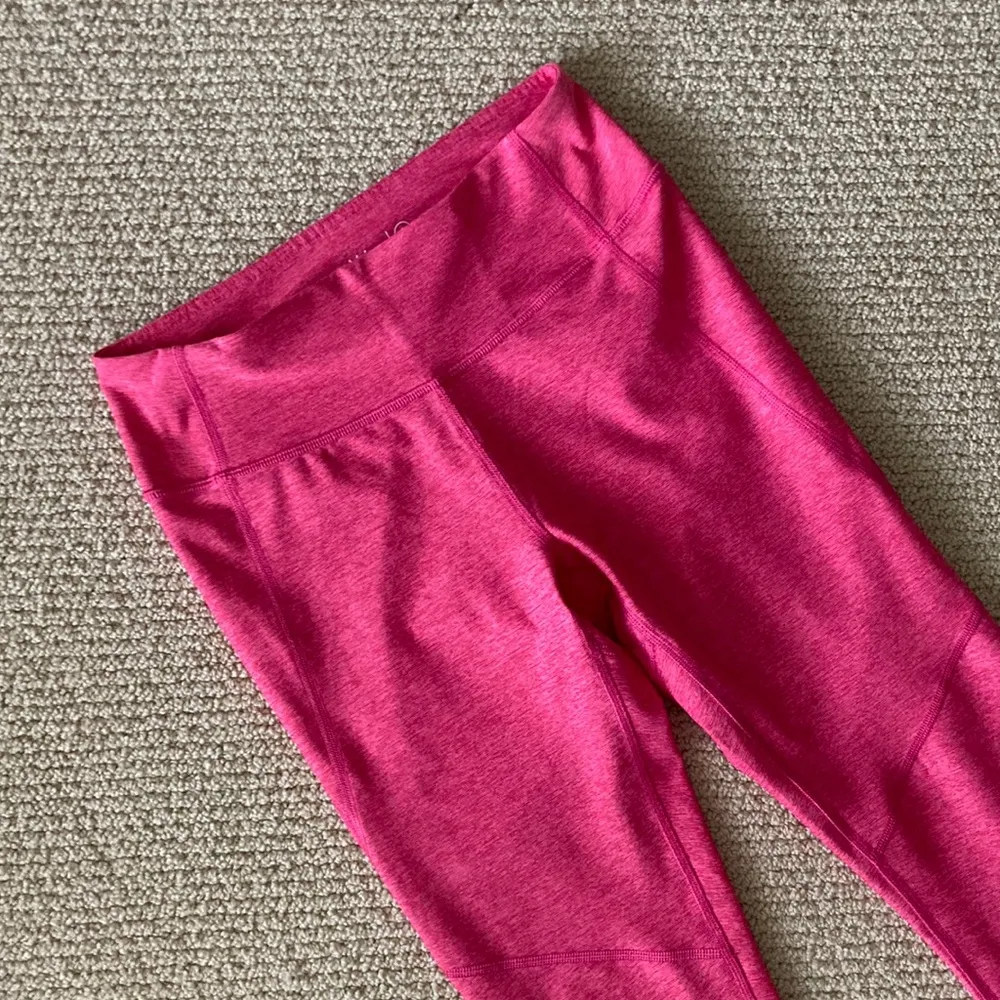 Outdoor Voices 7/8 Warmup Leggings Flamingo Pink Small Textured Compression VEUC - Image 3