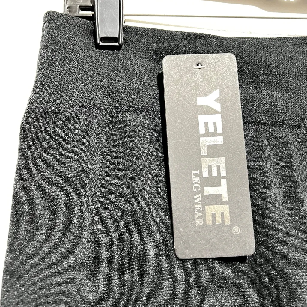 Black and yellow Pittsburgh leggings 
Yelete leggings :Box 004; - Image 3