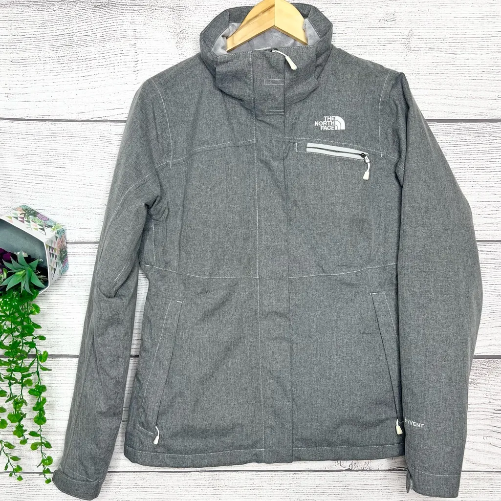 The North Face Gray Women’s HyVent Insulated Outdoor Snow Jacket Size Medium - Image 15